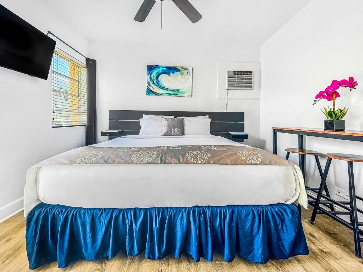 Paradise Oceanfront By Hbh Hollywood Exterior photo